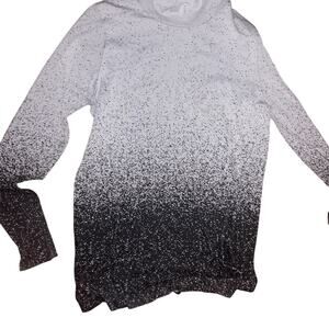 ATHLETA XL Flurry Base Layer Top Shirt Workout Running Small Black Ombre